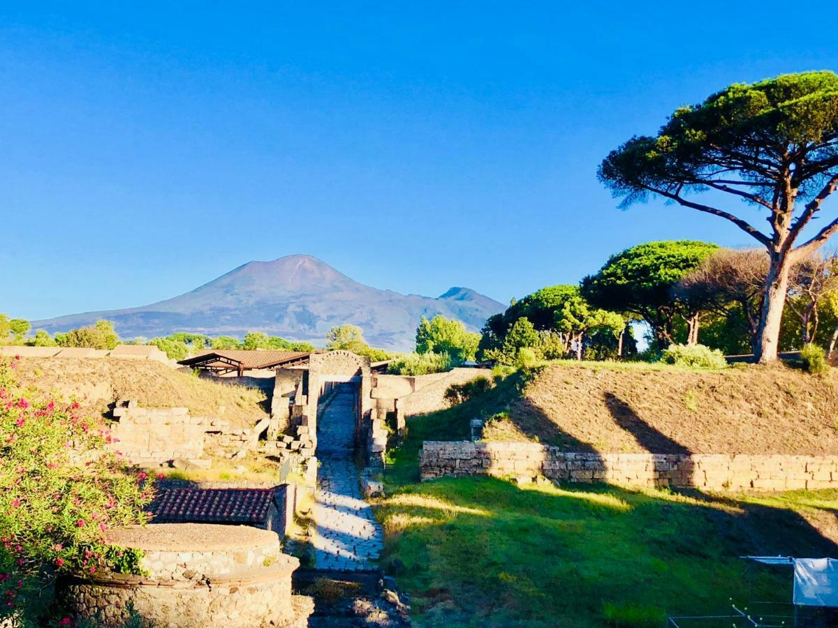 Bed and Breakfast Ricomincio Da 3 Pompei Exterior foto